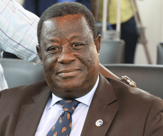 Local contractors urged to strive to win international jobs