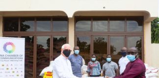 Telecoms chamber donates to Lepers Aid Committee