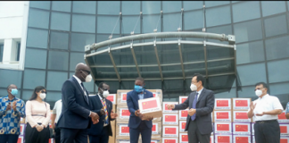 Chinese community donates PPE to 2 hospitals