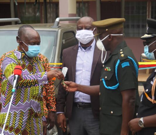Ministry, Zoomlion present 5 pick-ups to Police and GAF….aimed at ensuring clean environs