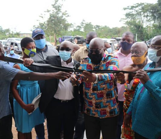 Chirano Gold Mines builds modern science laboratory for Queens SHS