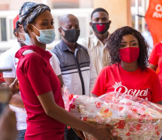 Vodafone Foundation marks International Day of Charity with donations to new mothers
