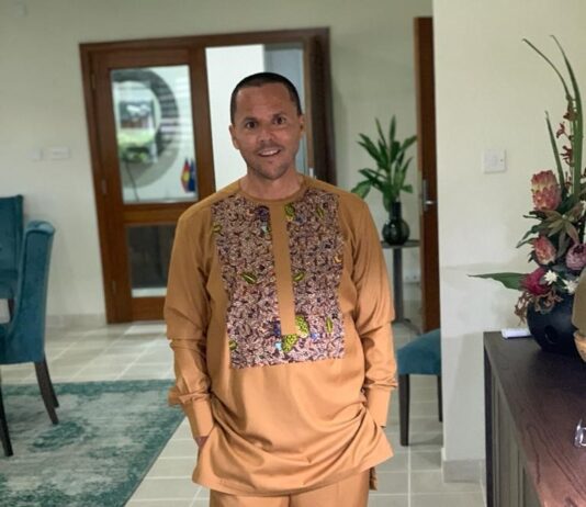 Chris Koney’s column: Time with Gregory Andrews, Australian High Commissioner
