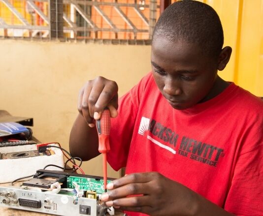 Options for effective planning and implementation in youth employment sector
