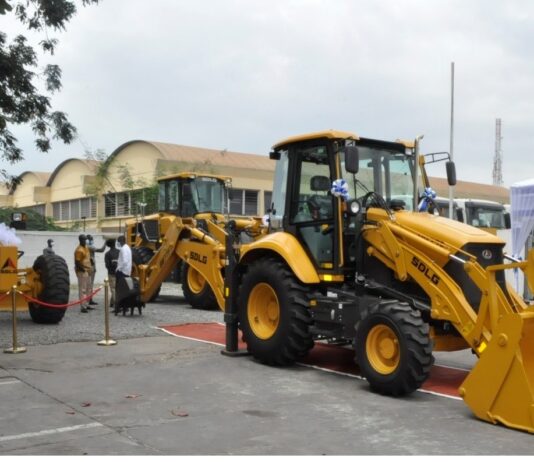 SMT holds open house for SDLG range of products