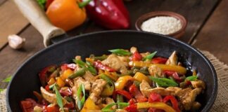 Recipe with Dainess Chef School: Spicy Peanut Chicken