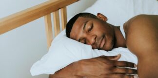 Herbalife Nutrition advises on proper eating habits for improved sleep