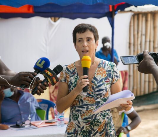 EU Ambassador to Ghana hands over a community centre to the clam fishers and processors of Ada