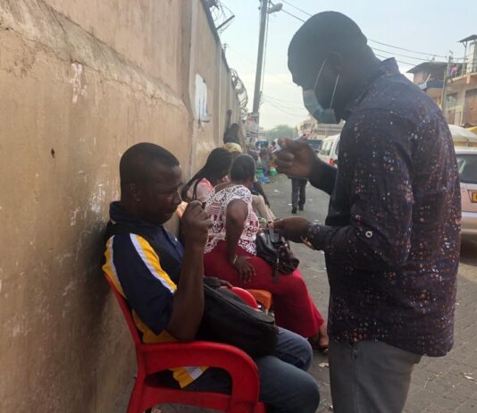 Traders express mixed reactions over post-election impasse